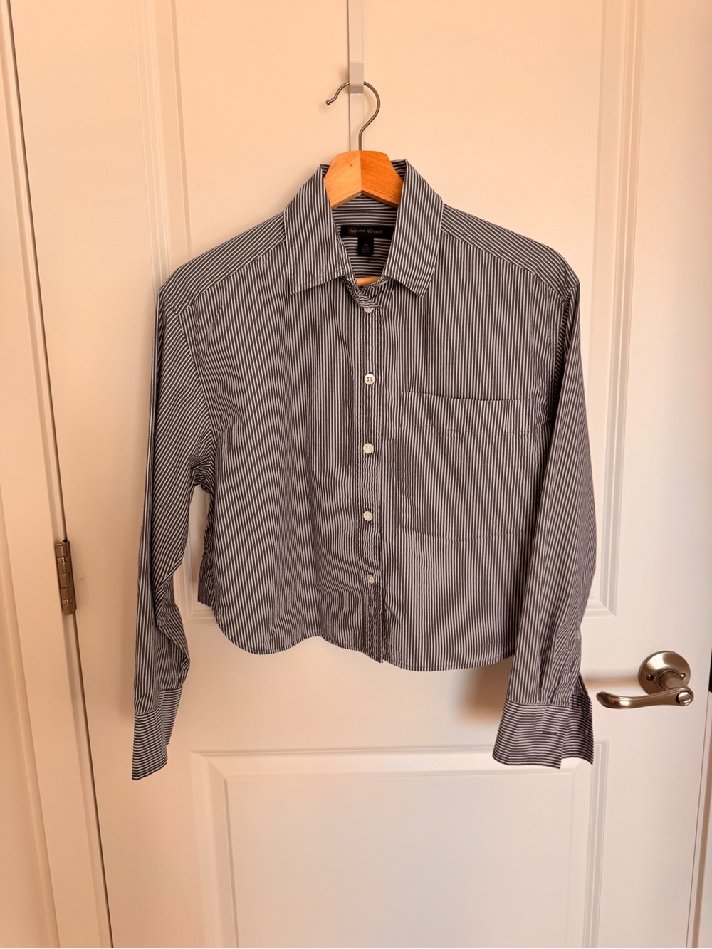 Banana Republic Blue White Striped Cropped Cotton Shirt XS
